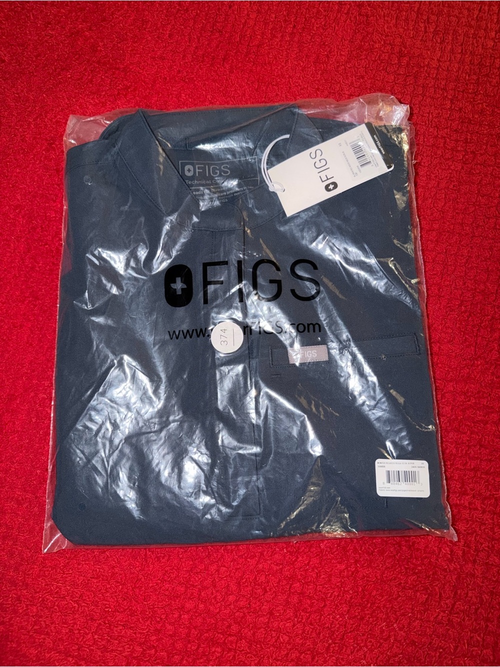 Figs woman's Montex relaxed mock neck scrub top